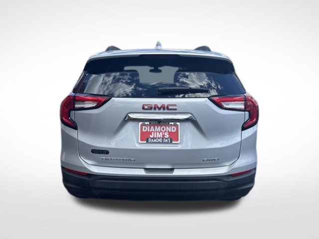 Used 2022 GMC Terrain SLE w/ Driver Convenience Package AWD/4WD image 4