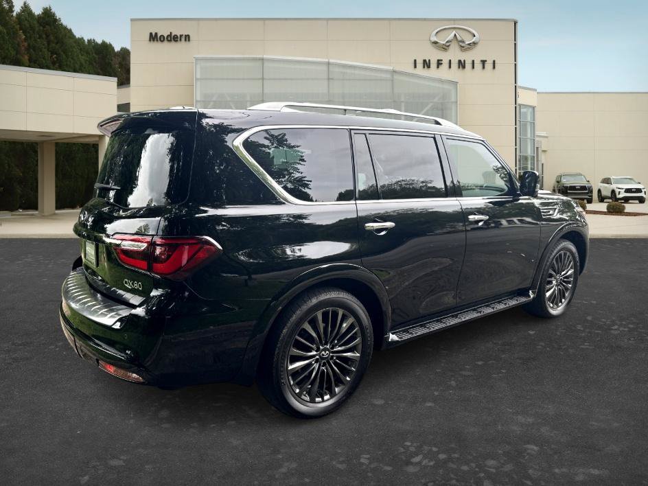 Certified 2023 INFINITI QX80 Premium Select w/ Cargo Package AWD/4WD image 5