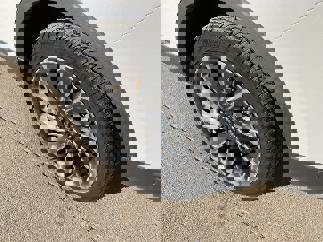 Used 2022 Lincoln Nautilus Reserve w/ Equipment Group 201A image 5