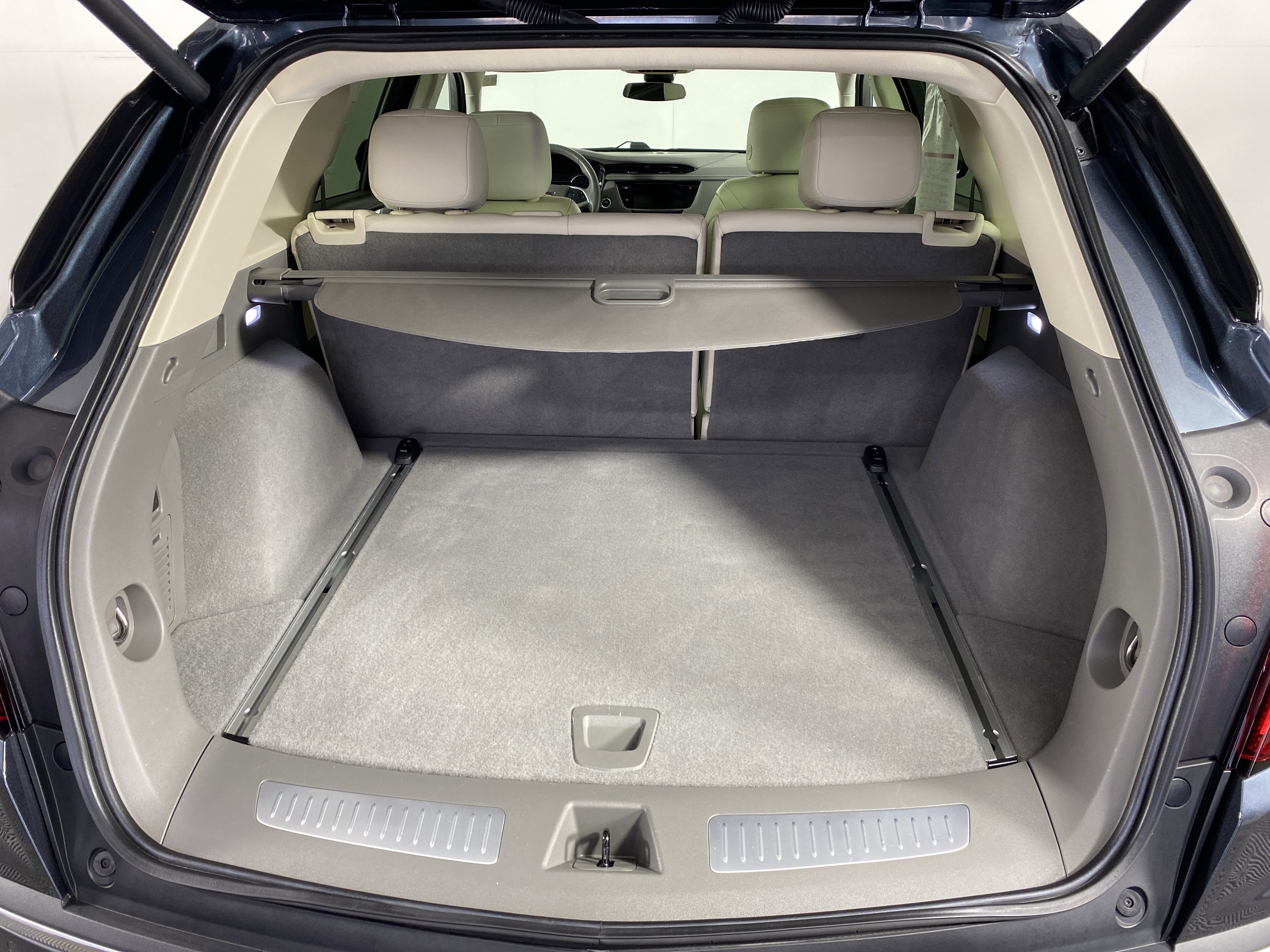 Used 2021 Cadillac XT5 Premium Luxury image 35