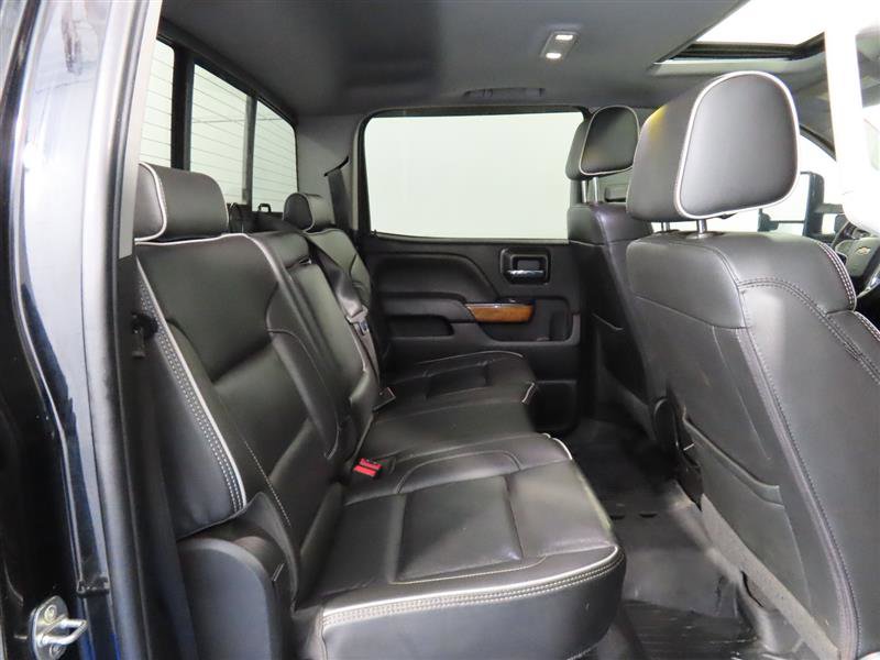 Used 2019 Chevrolet Silverado 3500 High Country w/ Duramax Plus Package image 25