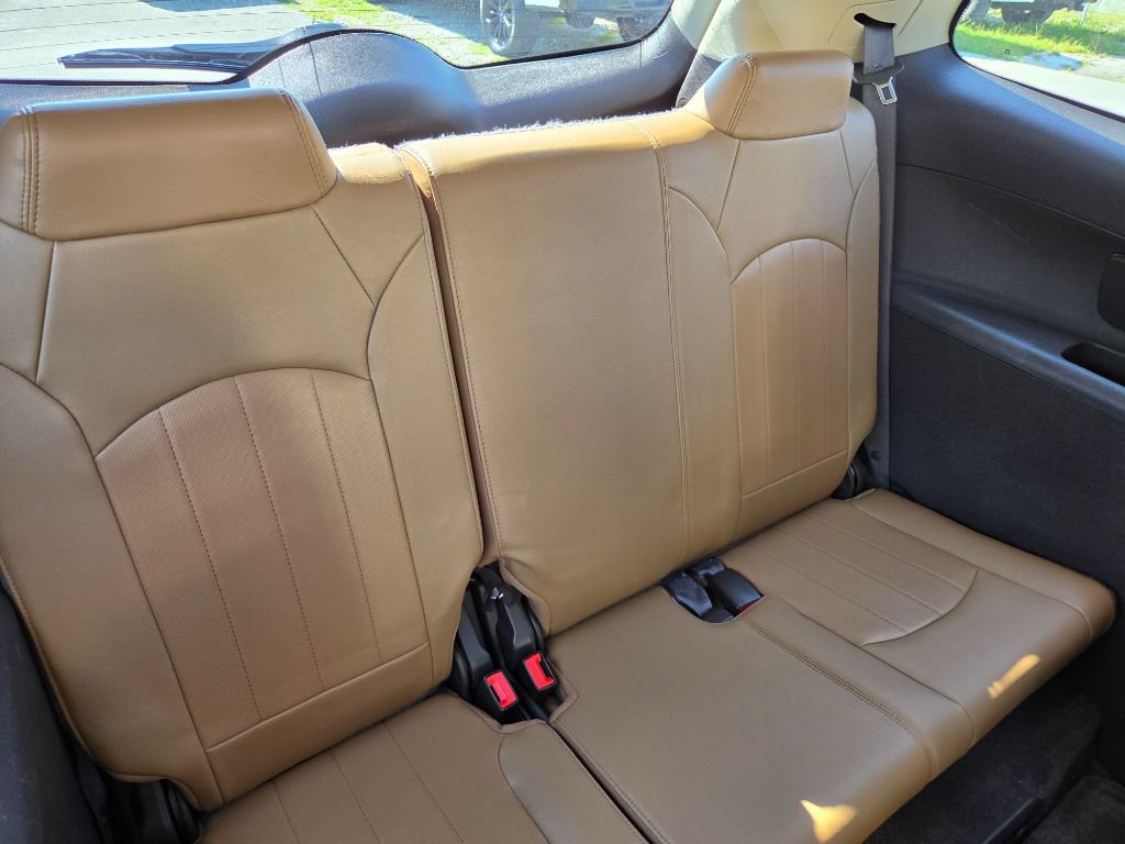 Used 2015 Buick Enclave Premium AWD/4WD image 38