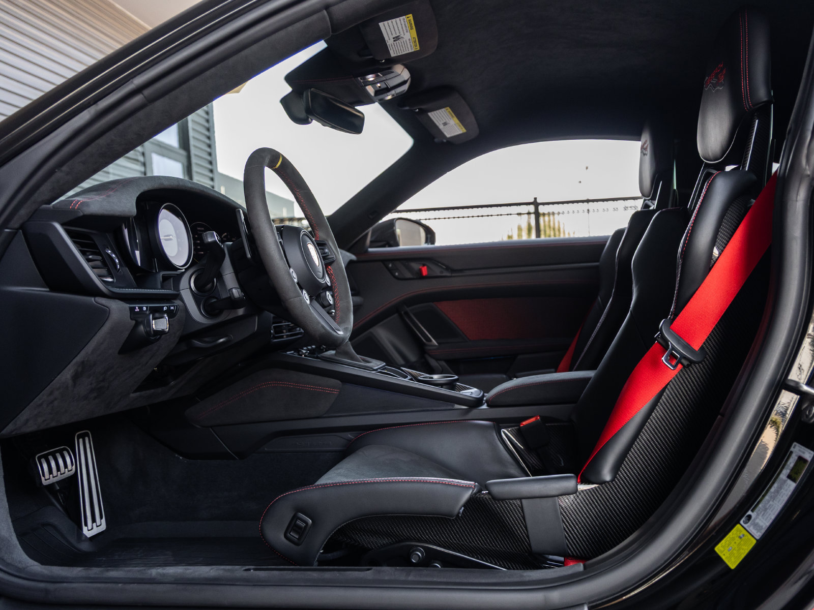 Certified 2025 Porsche 911 GT3 RS RWD image 39