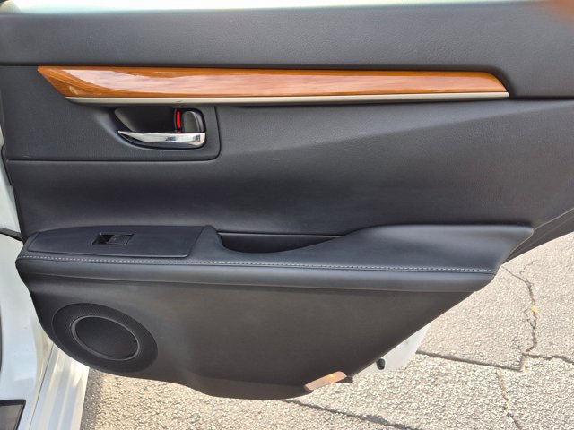 Used 2013 Lexus ES 300h w/ Premium Pkg FWD image 24