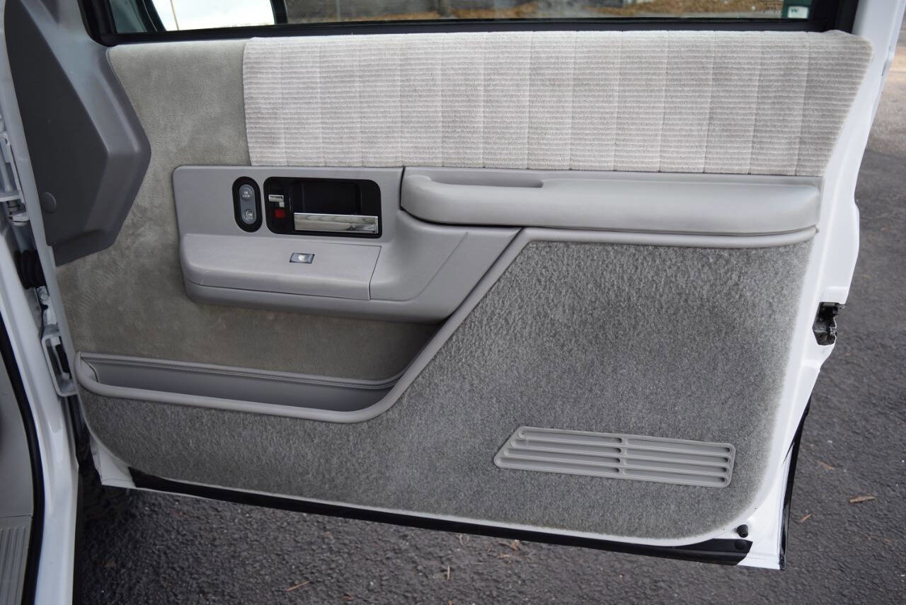 Used 1994 Chevrolet Blazer 4WD image 45