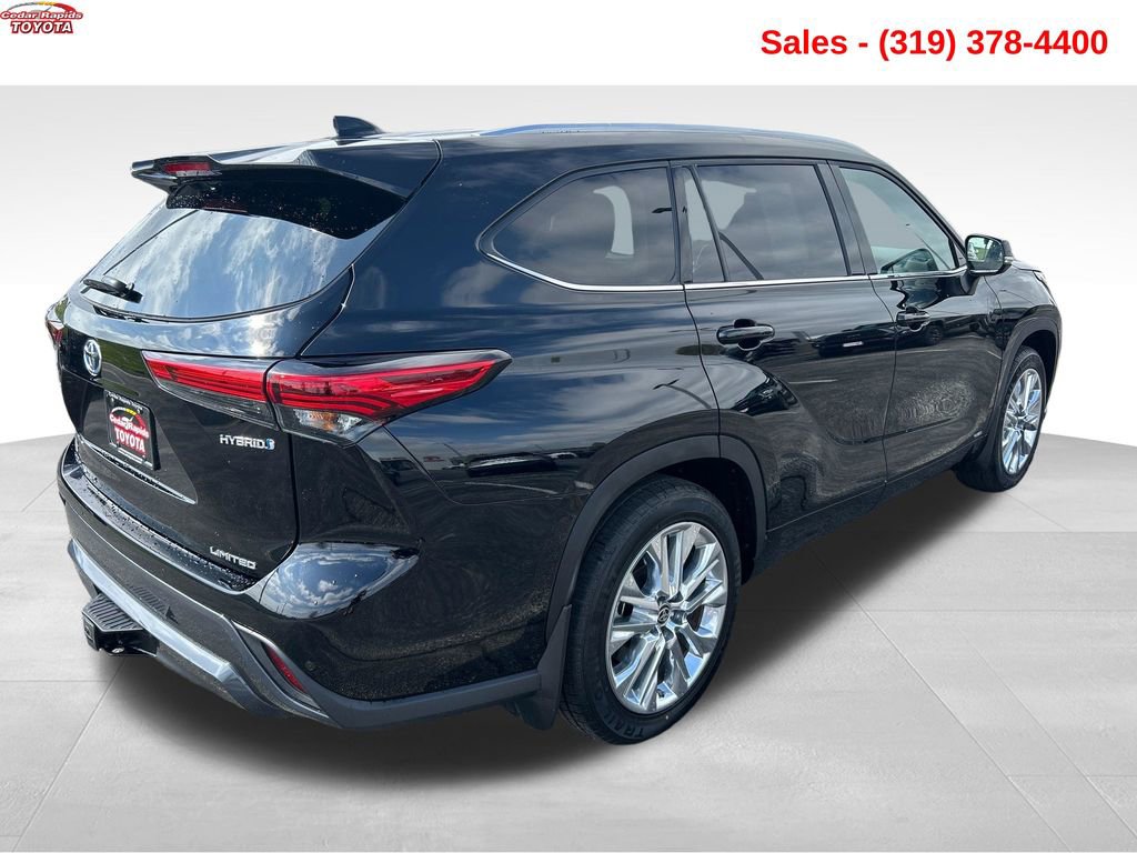Used 2023 Toyota Highlander Limited image 5