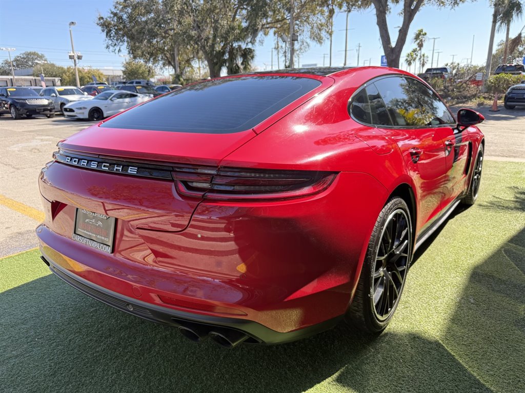 Used 2018 Porsche Panamera 4 image 8
