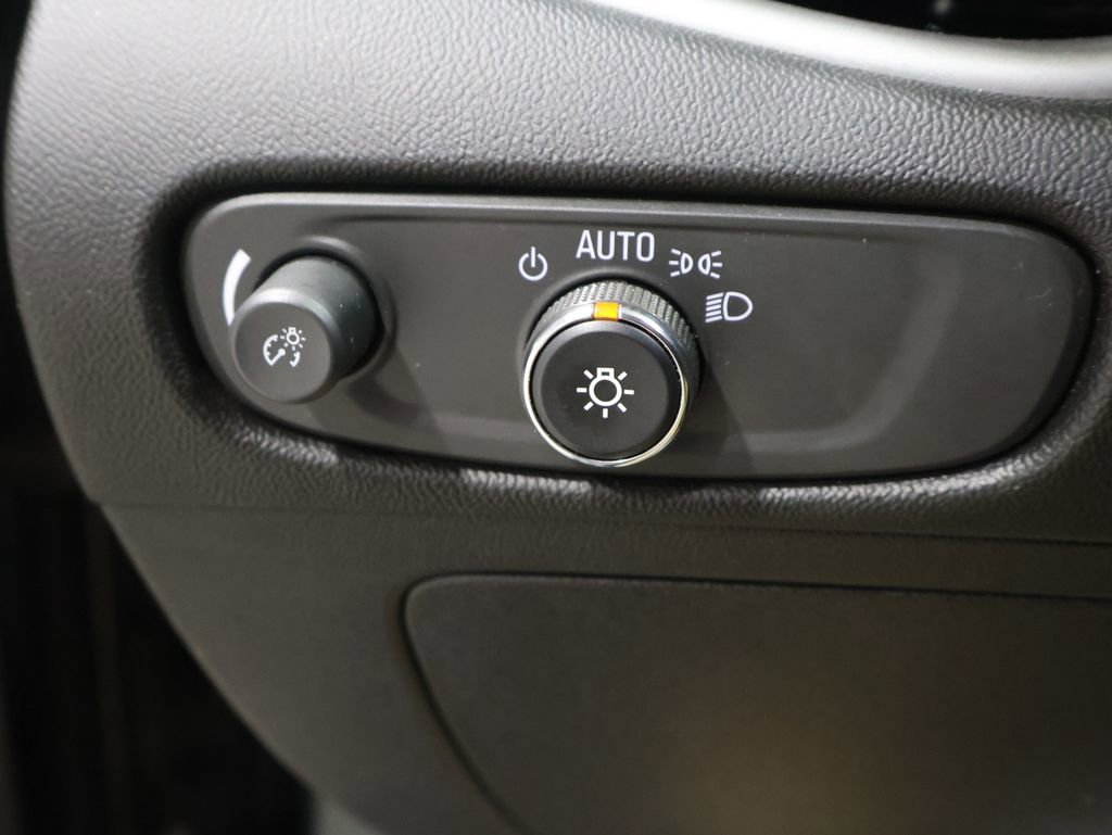 Used 2017 Chevrolet Malibu LS image 31