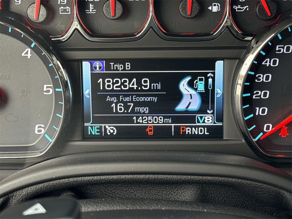 Used 2020 Chevrolet Suburban Premier image 15