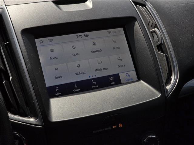 Used 2020 Ford Edge SE FWD image 18
