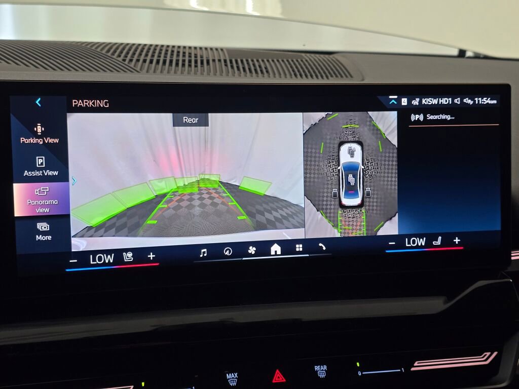 Used 2026 BMW 530i xDrive w/ Premium Package image 39