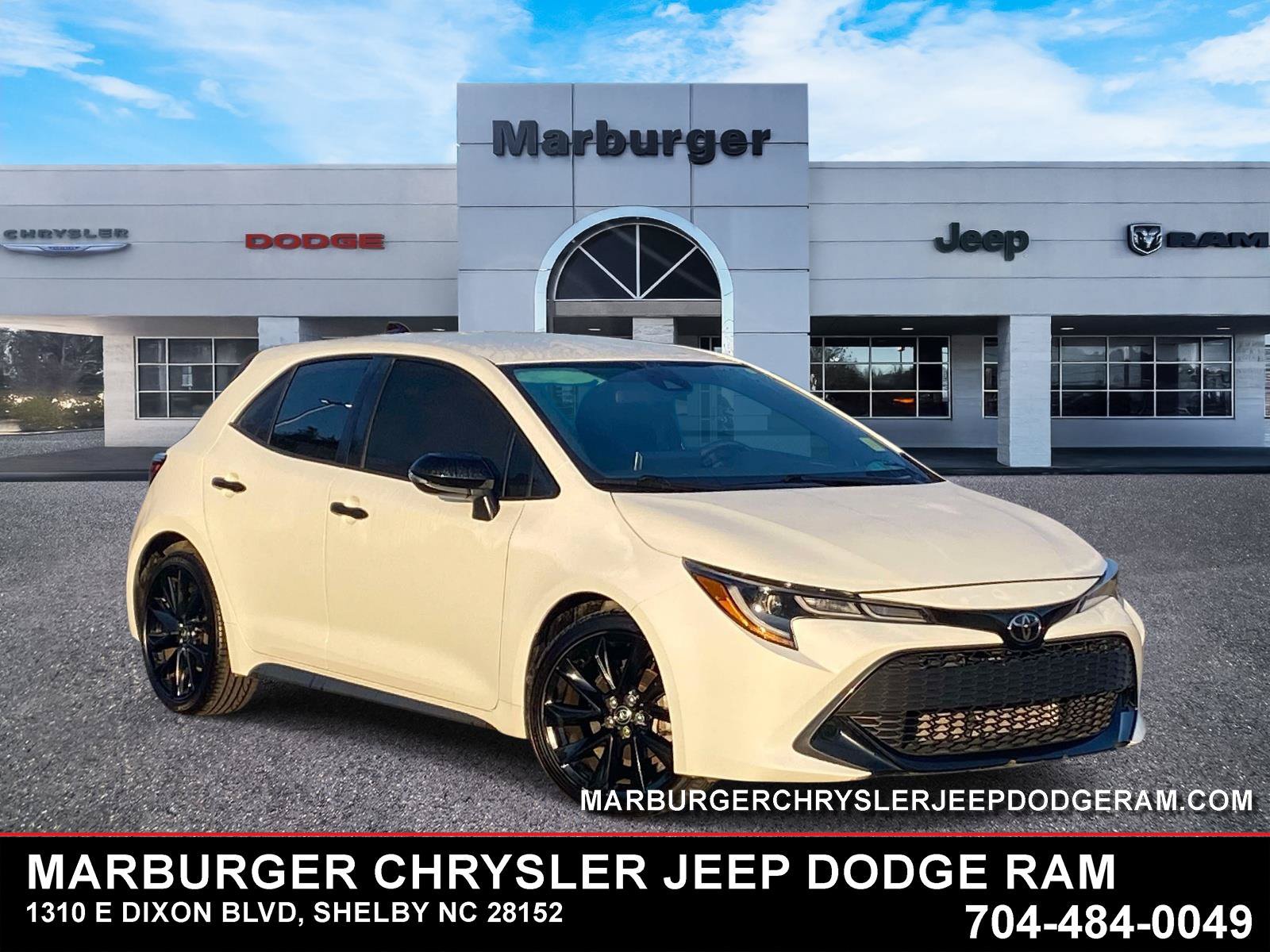 Used 2021 Toyota Corolla SE FWD image 1