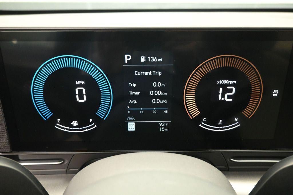 New 2027 Hyundai Kona SE FWD image 12