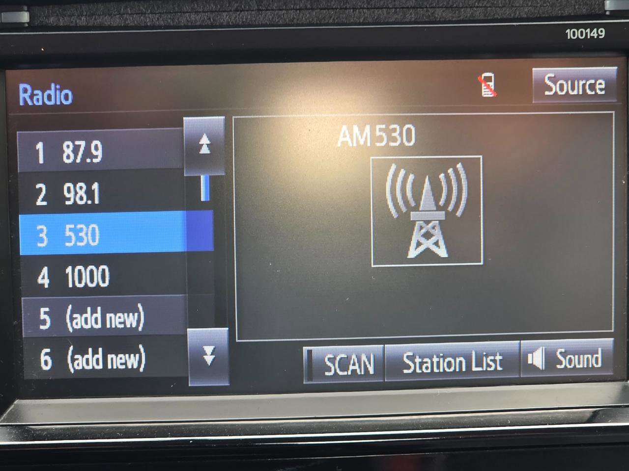 Used 2015 Toyota Corolla LE FWD image 18