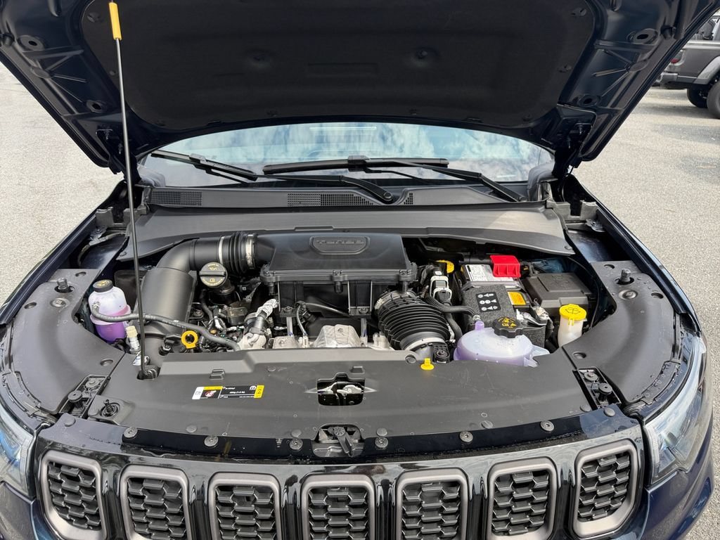 New 2026 Jeep Compass Latitude AWD/4WD image 17