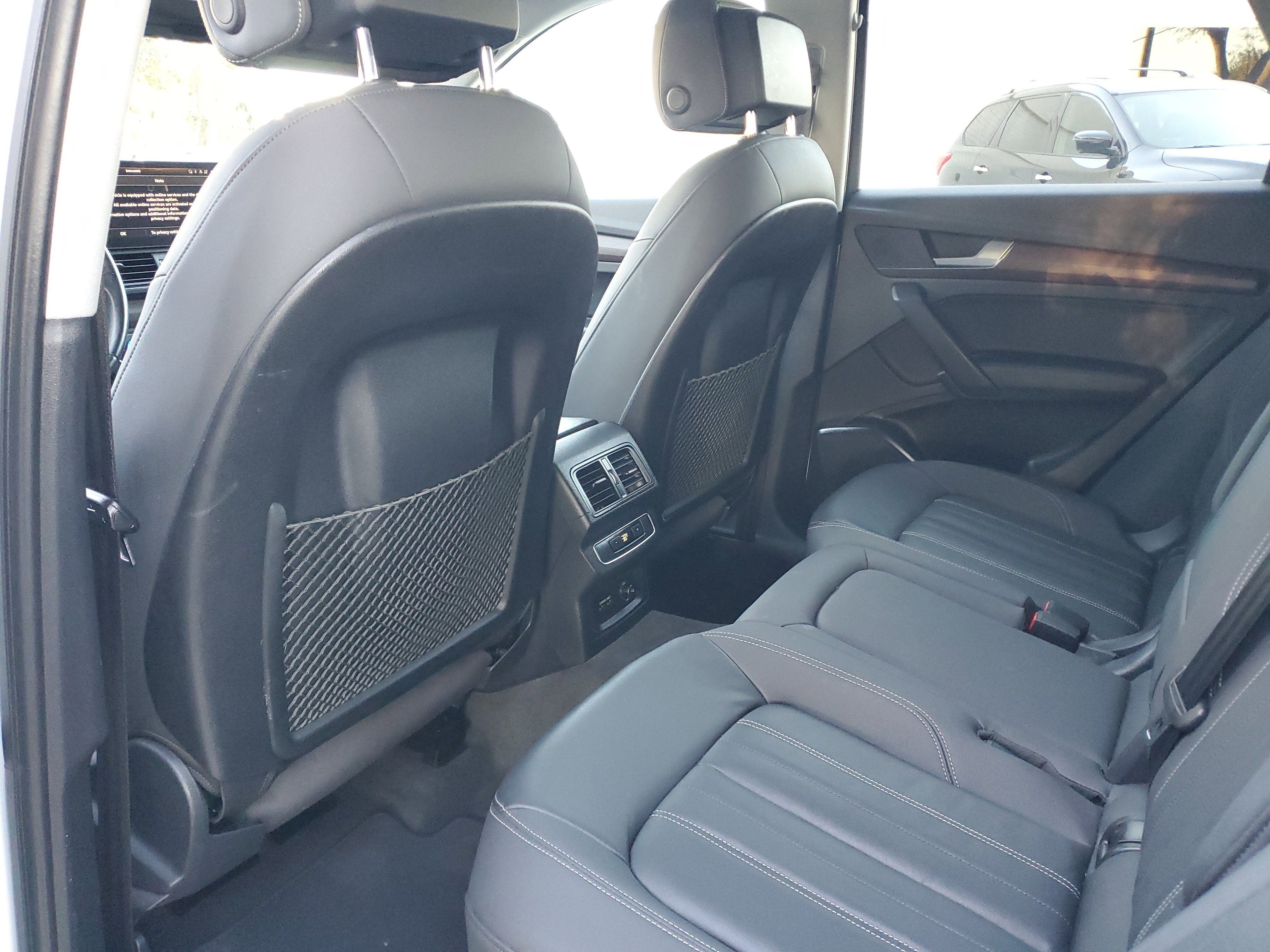 Used 2021 Audi Q5 Premium image 10