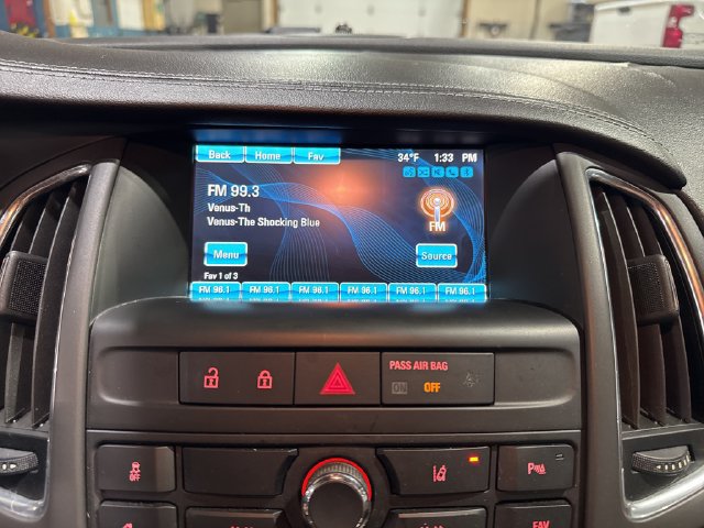 Used 2018 Buick Cascada Sport Touring FWD image 19