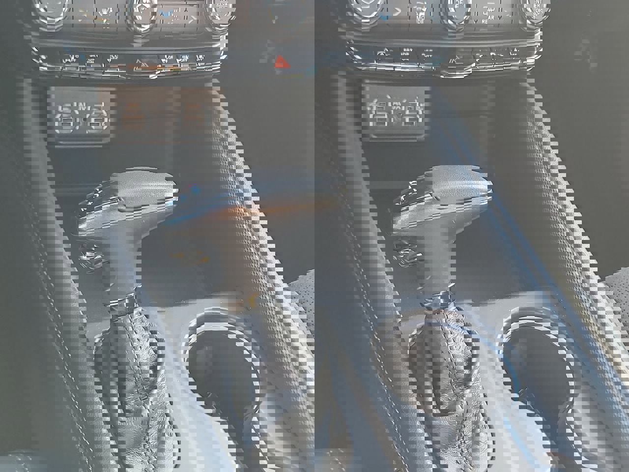 Used 2022 Dodge Durango GT image 17