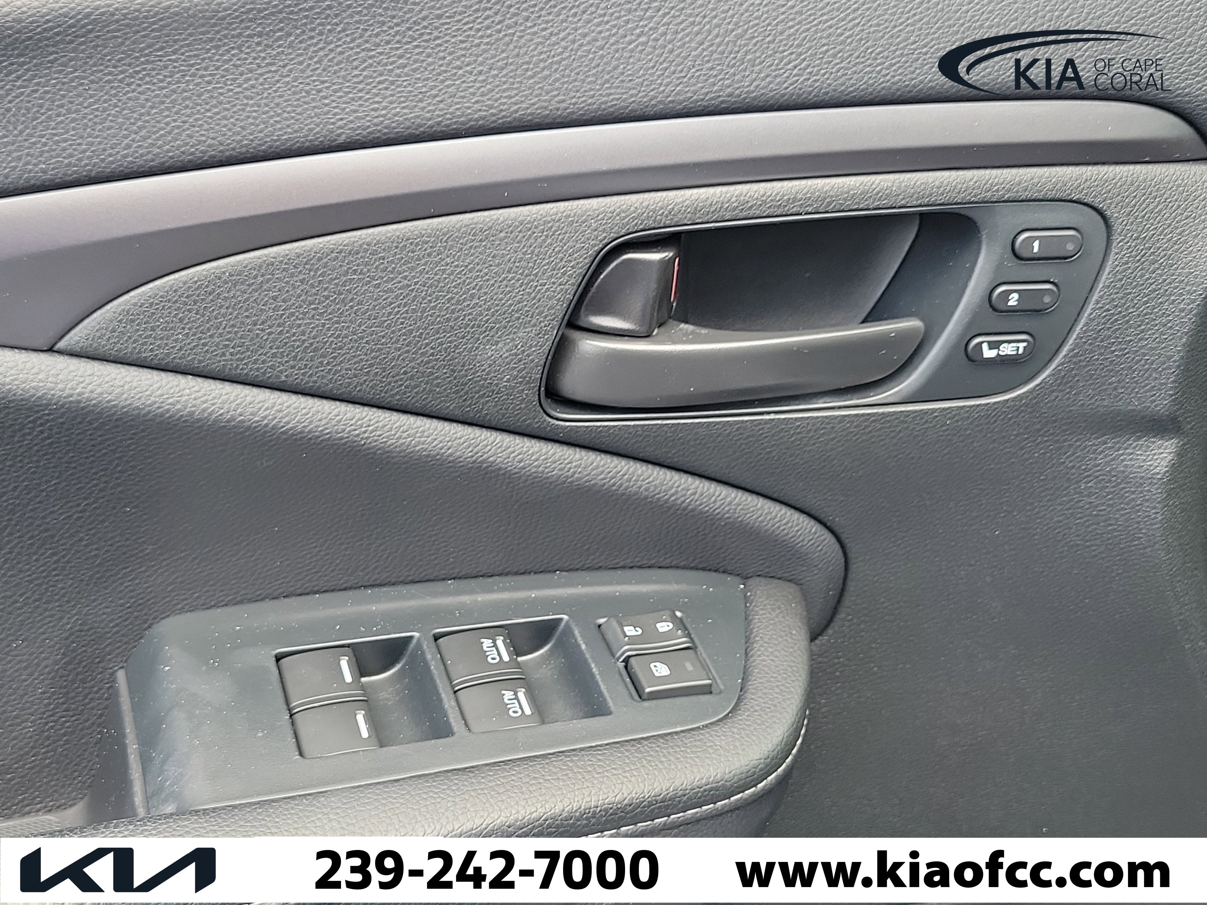 Used 2023 Honda Passport EX-L image 23