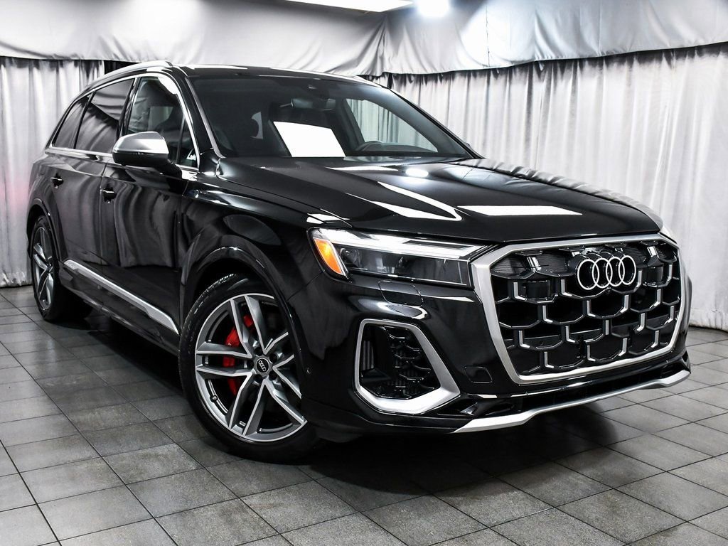 Used 2025 Audi SQ7 Premium Plus image 3