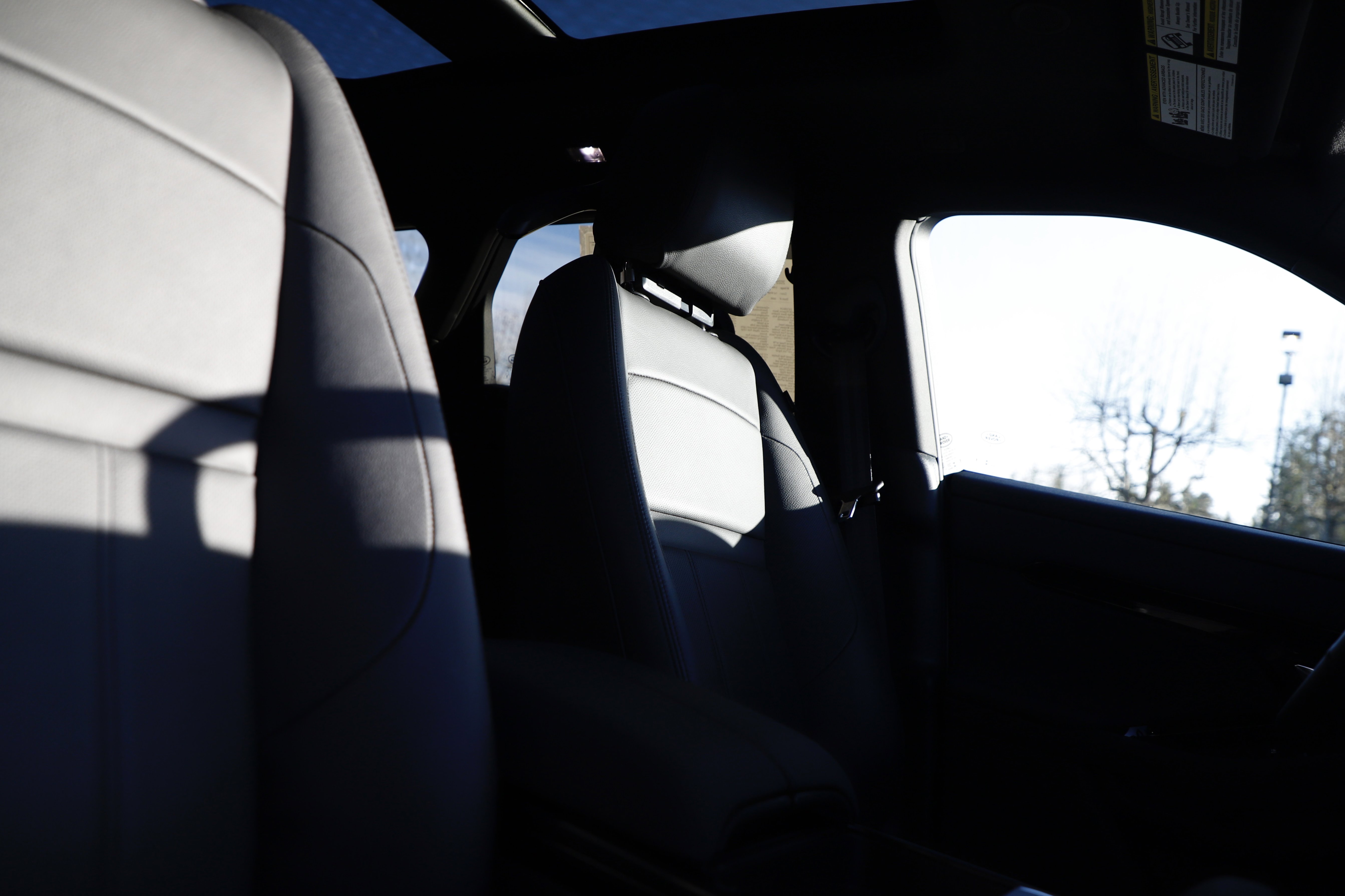 Certified 2025 Land Rover Range Rover Evoque S image 14