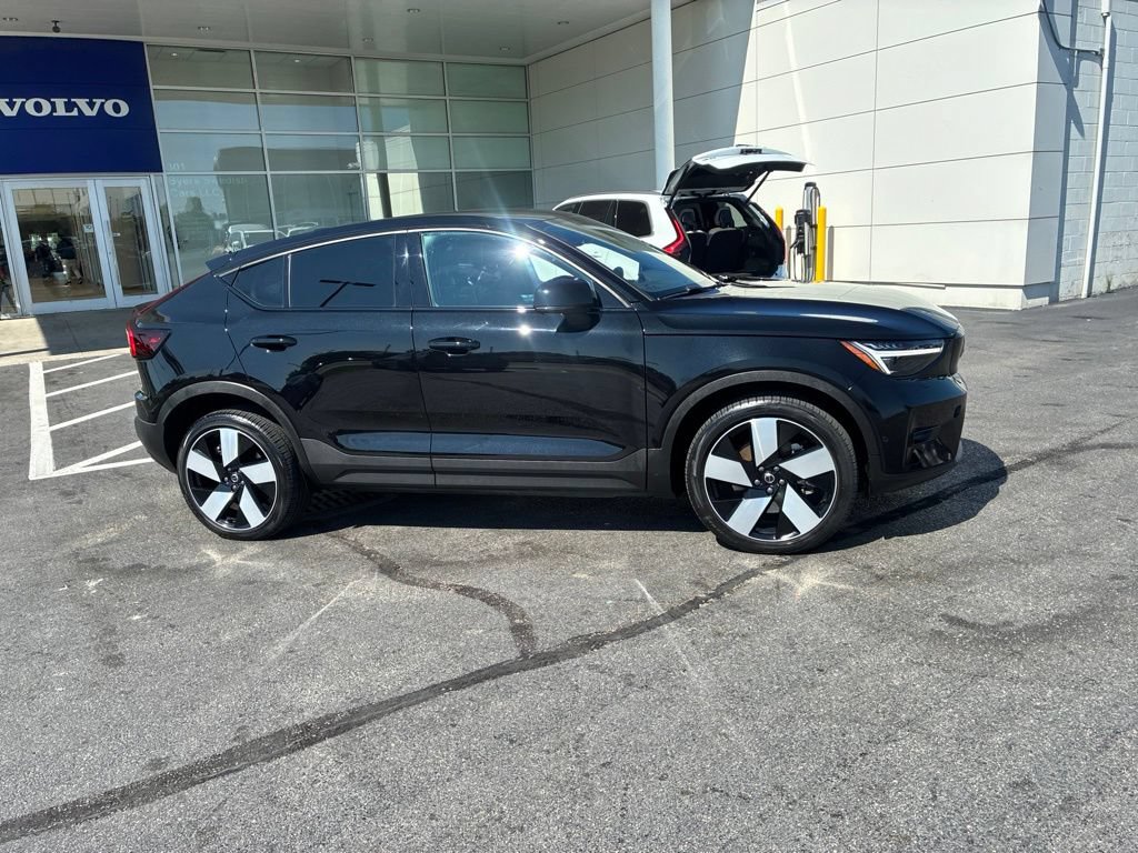 Used 2023 Volvo C40 P8 Recharge Ultimate AWD/4WD image 2