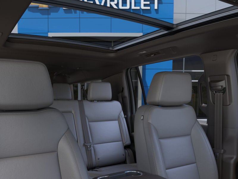New 2026 Chevrolet Suburban LT w/ Comfort Package AWD/4WD image 25