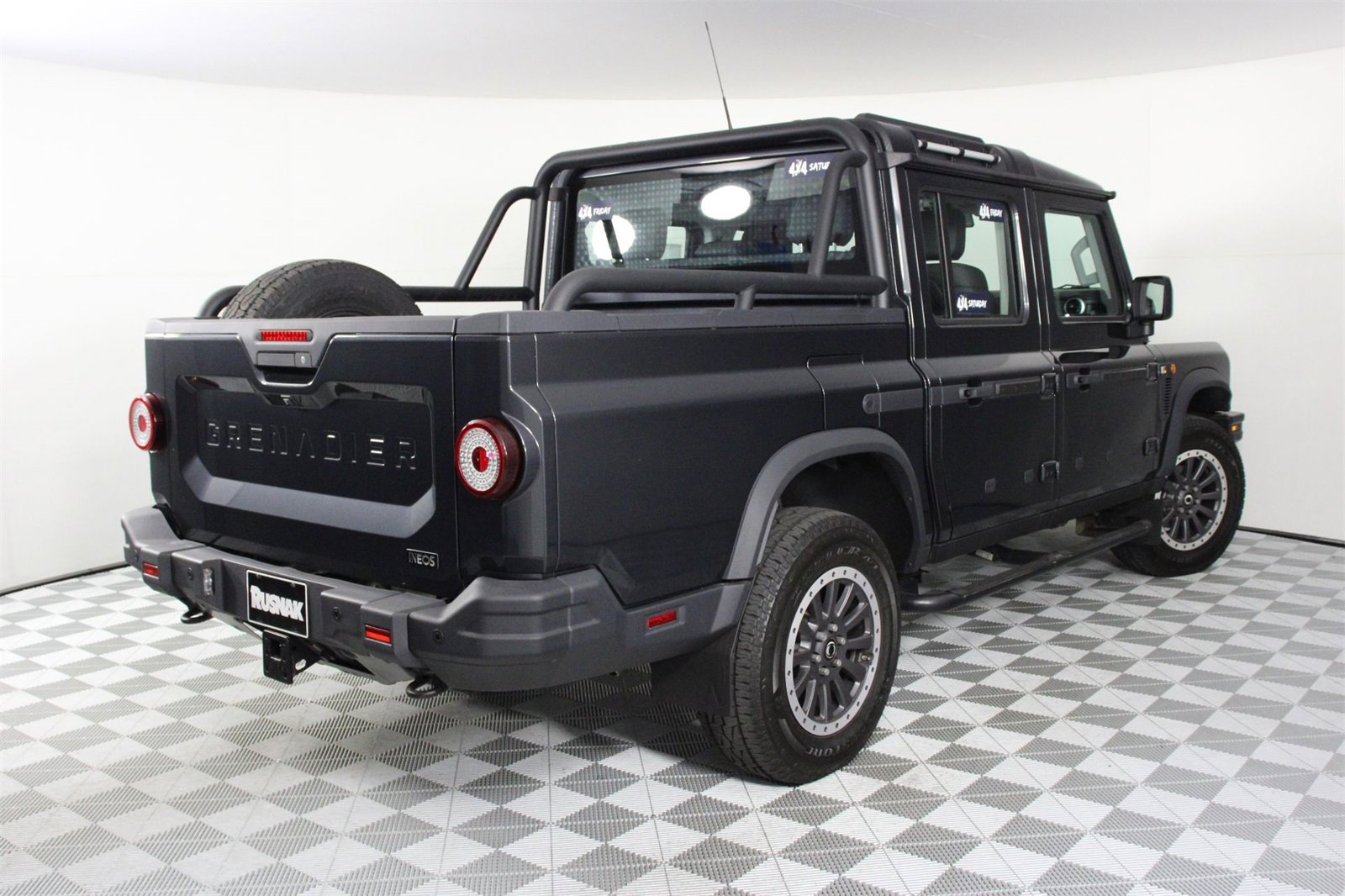 Used 2024 INEOS Grenadier Fieldmaster Edition image 6