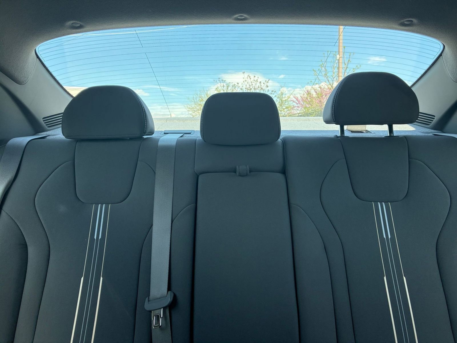 Used 2025 Hyundai Elantra SEL image 34