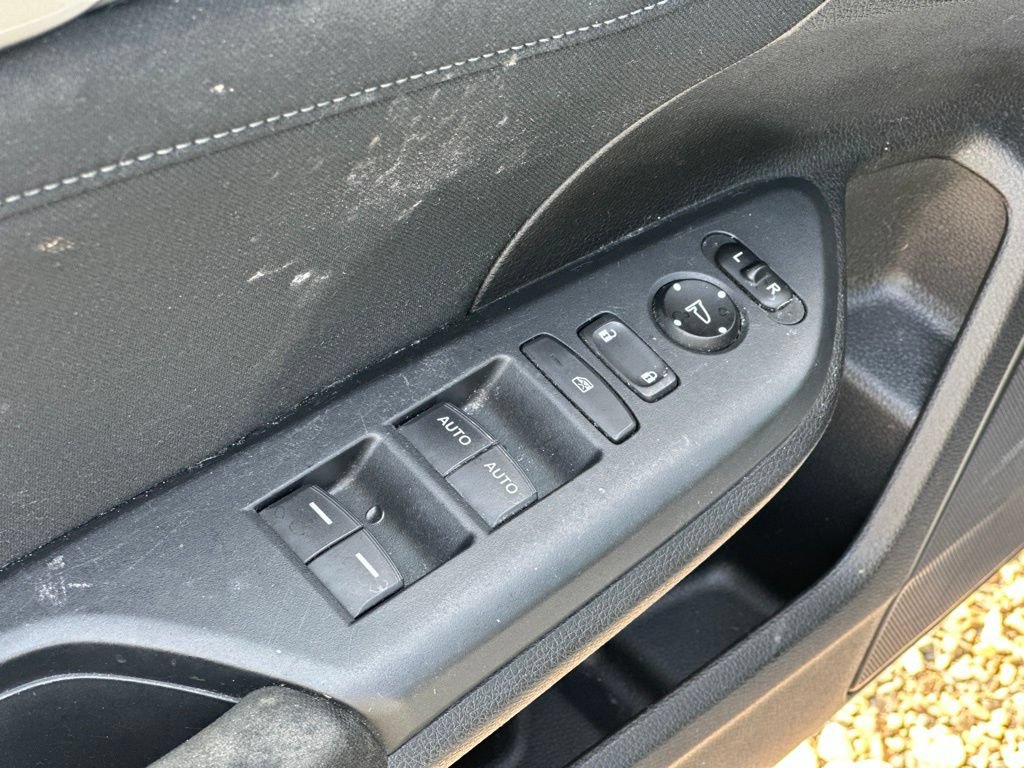 Used 2019 Honda Civic EX image 16