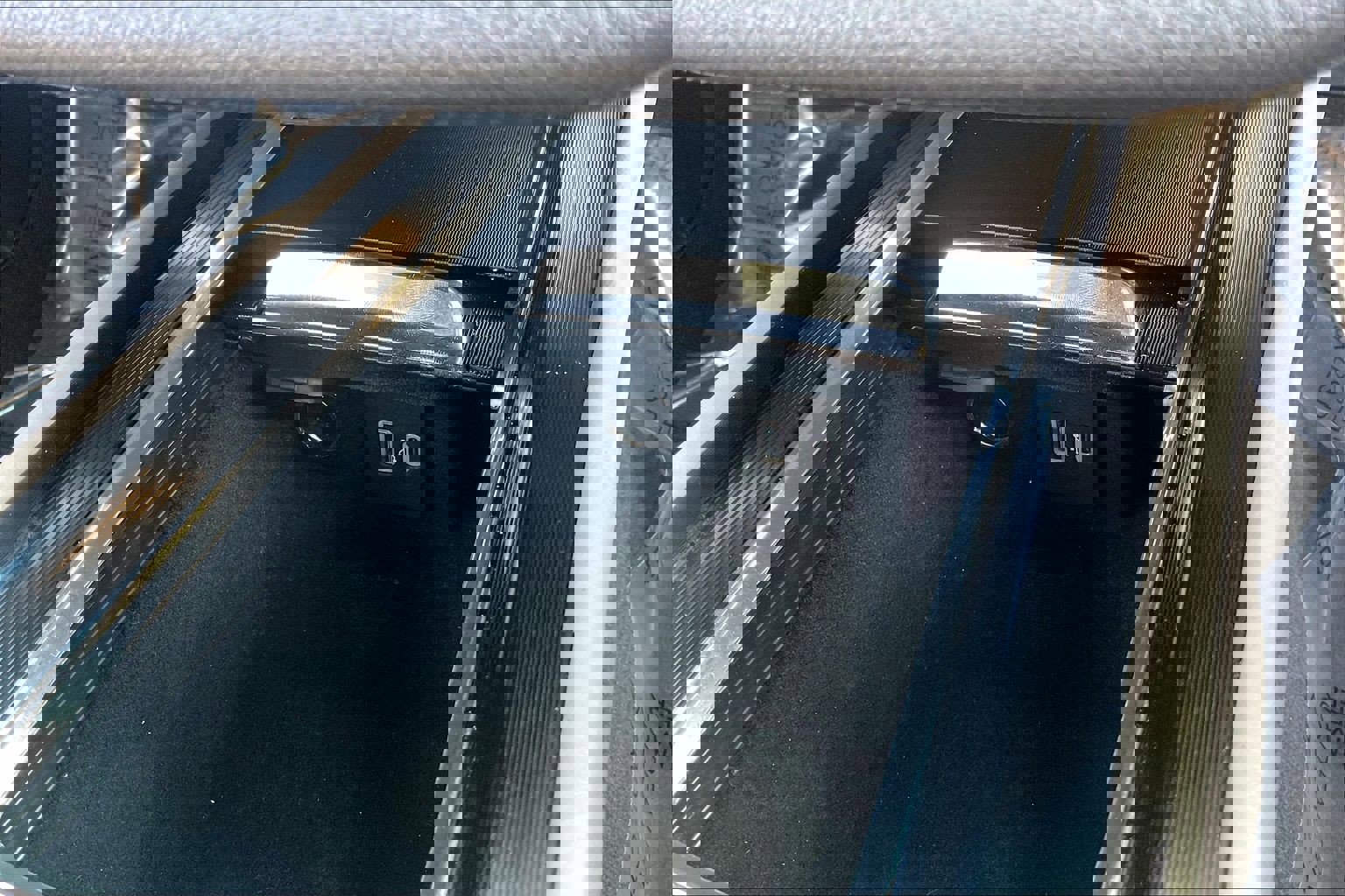 Used 2020 Lincoln Corsair AWD w/ Equipment Group 101A image 38