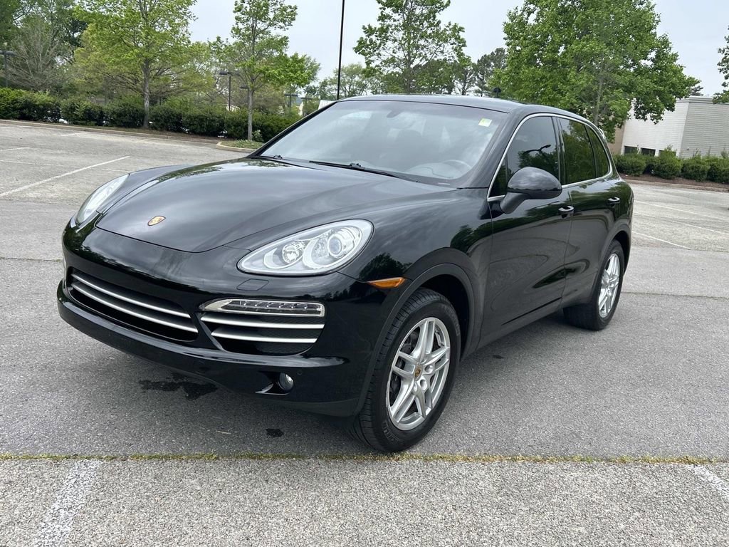 Used 2014 Porsche Cayenne Platinum Edition AWD/4WD image 3