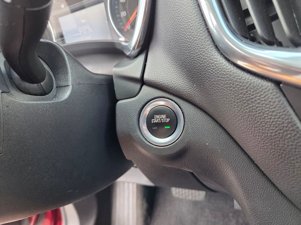 Used 2020 Chevrolet Equinox LT image 28