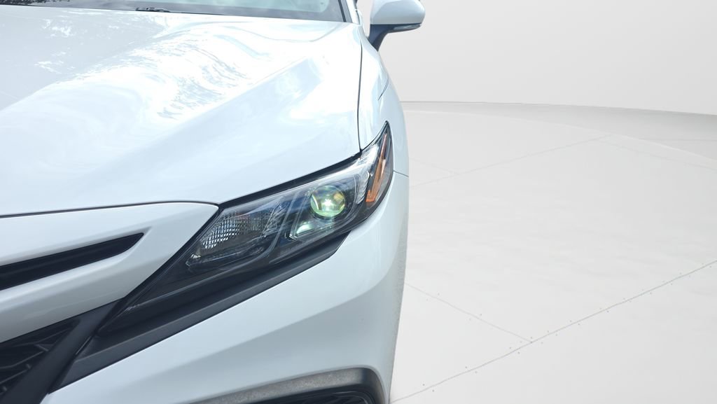 Used 2024 Toyota Camry SE FWD image 25
