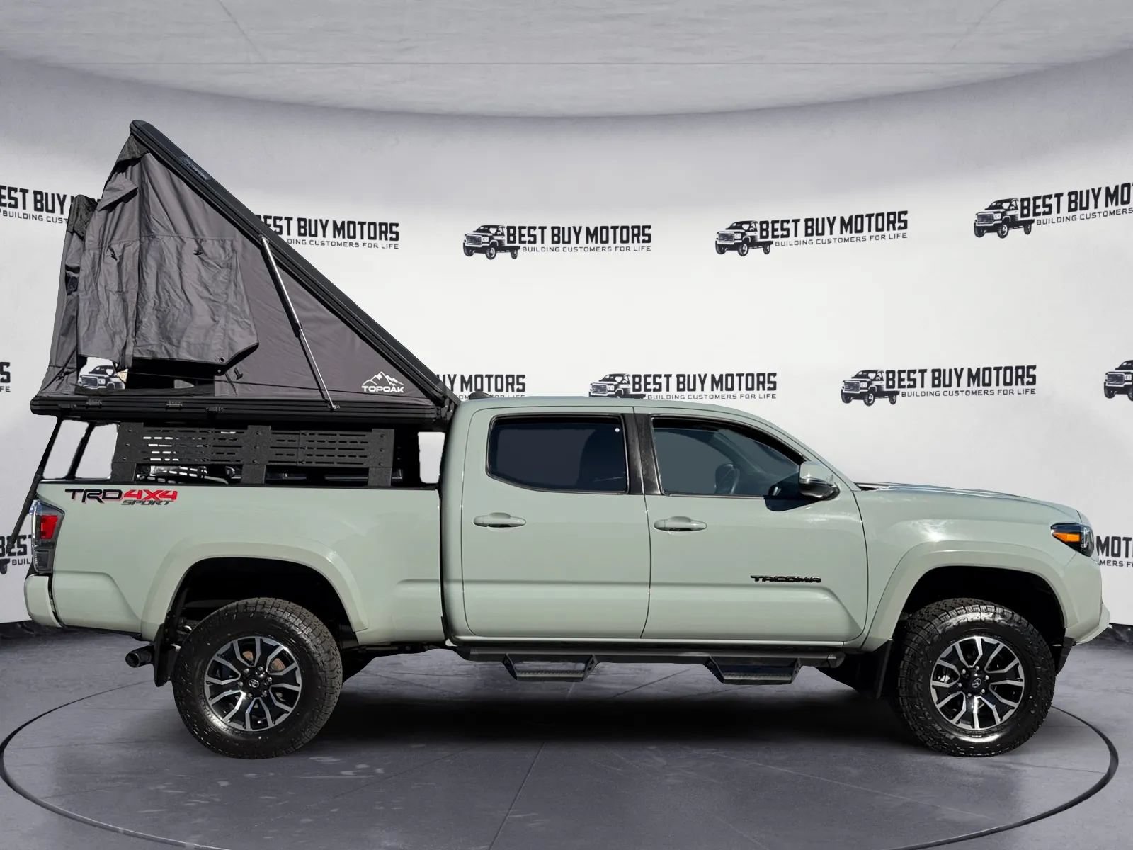 Used 2022 Toyota Tacoma TRD Sport w/ Technology Package AWD/4WD image 23