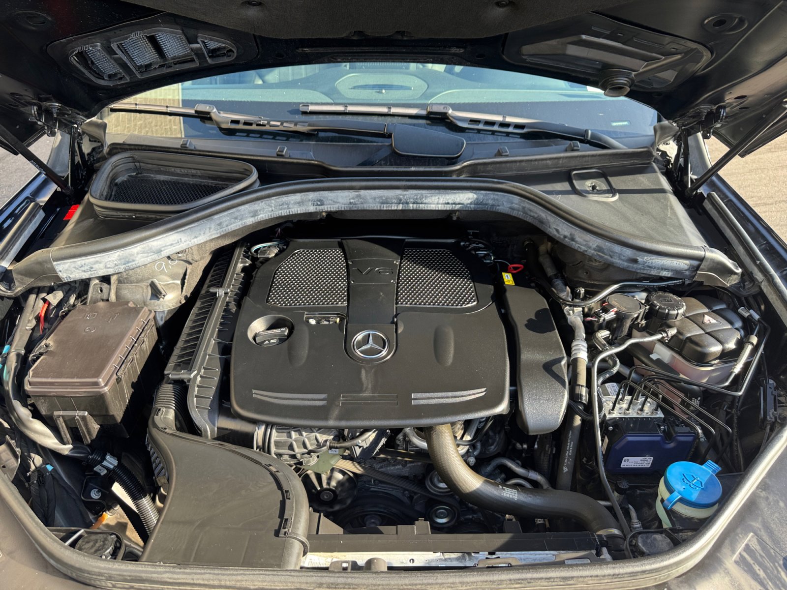 Used 2018 Mercedes-Benz GLE 350 4MATIC image 11