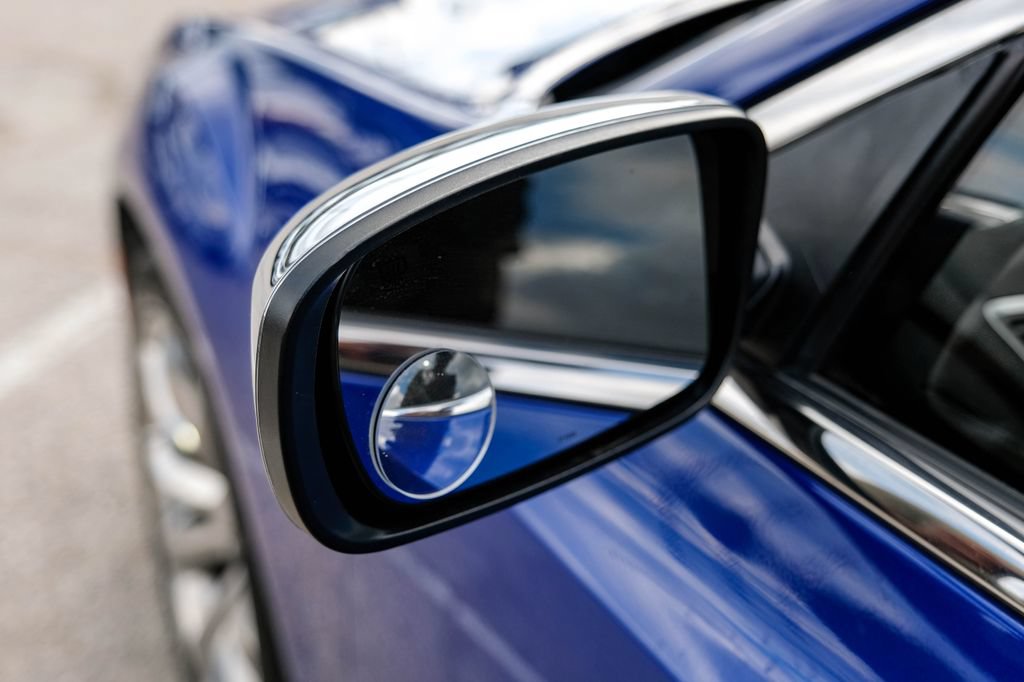 Used 2019 Chrysler 300 Touring w/ Chrome Appearance Package RWD image 44