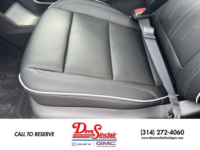 New 2026 Buick Enclave Avenir w/ Super Cruise Package AWD/4WD image 12