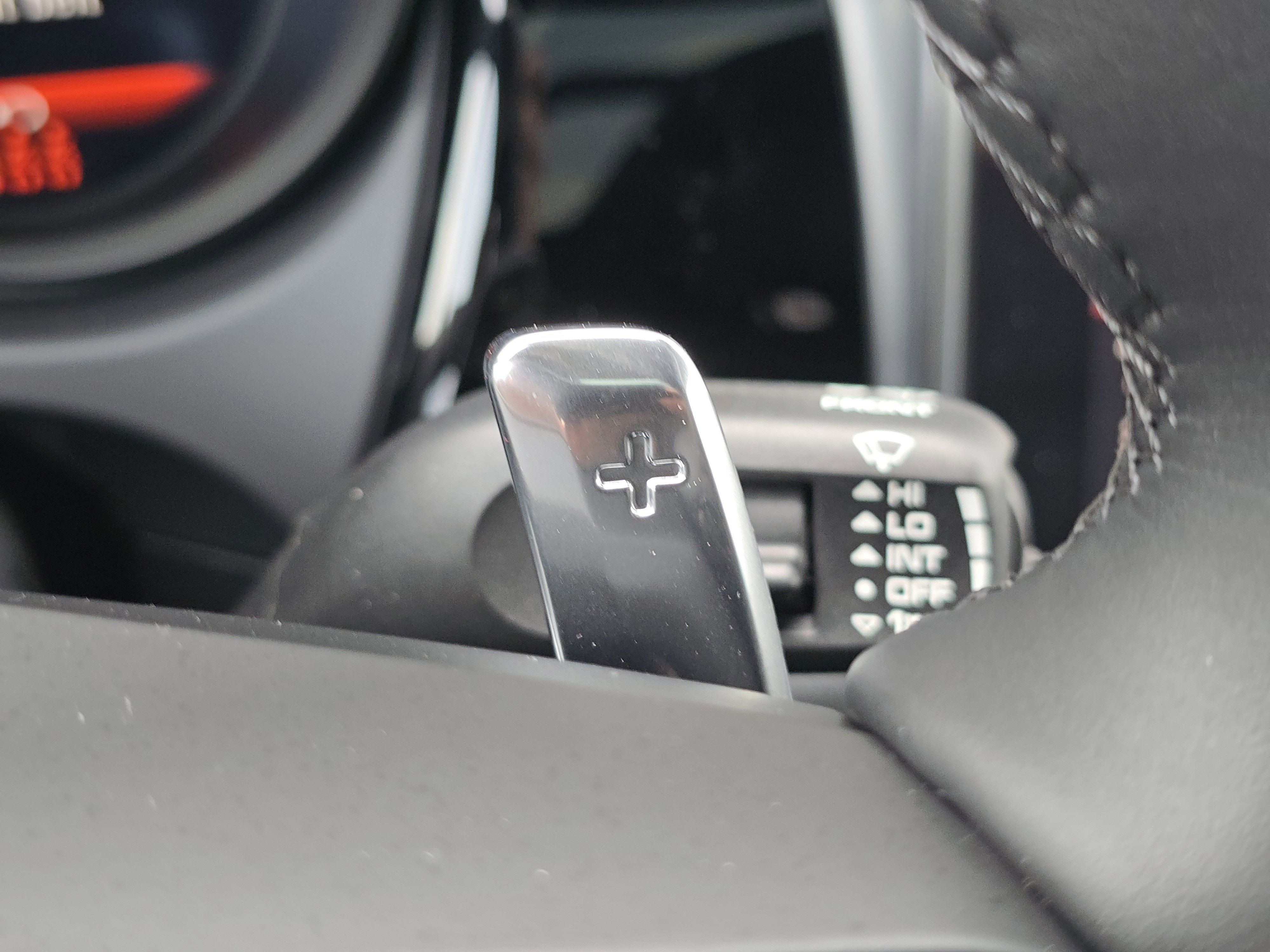 New 2026 Porsche Macan image 25