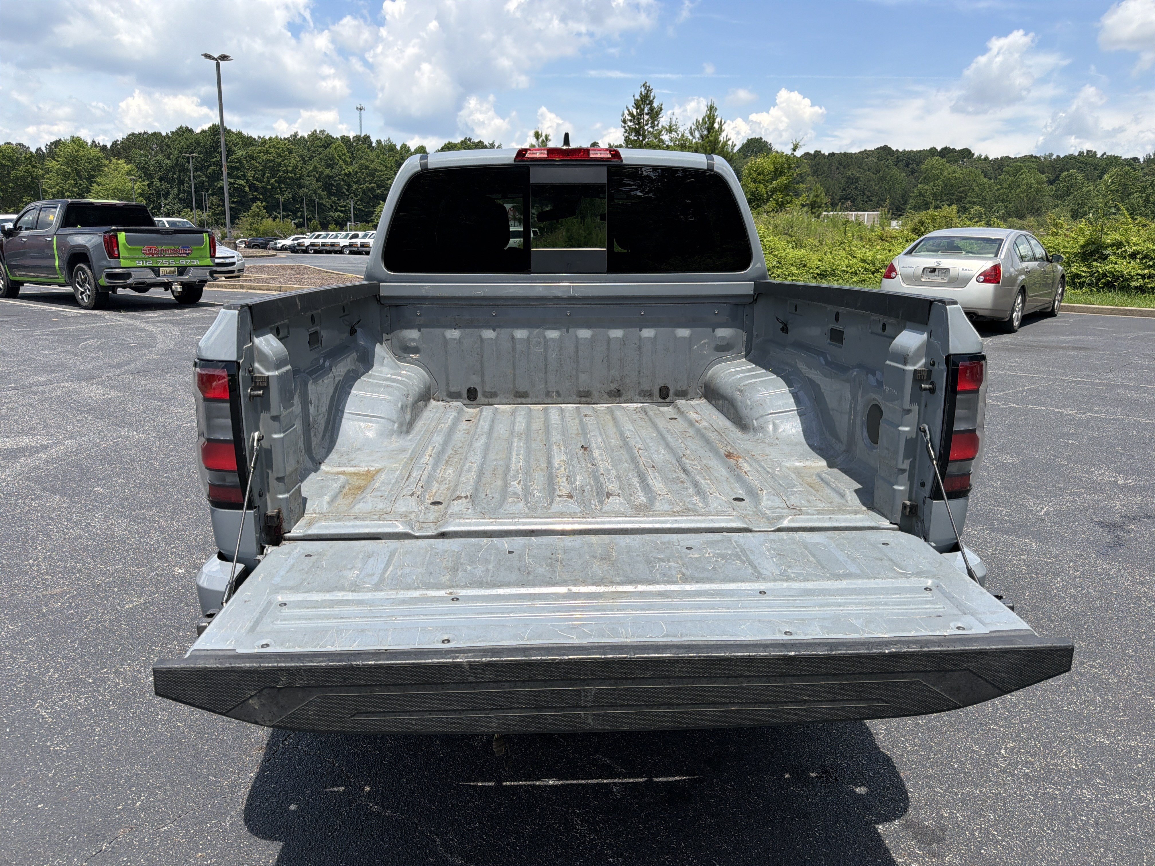 Used 2024 Nissan Frontier PRO-4X w/ Technology Package AWD/4WD image 18