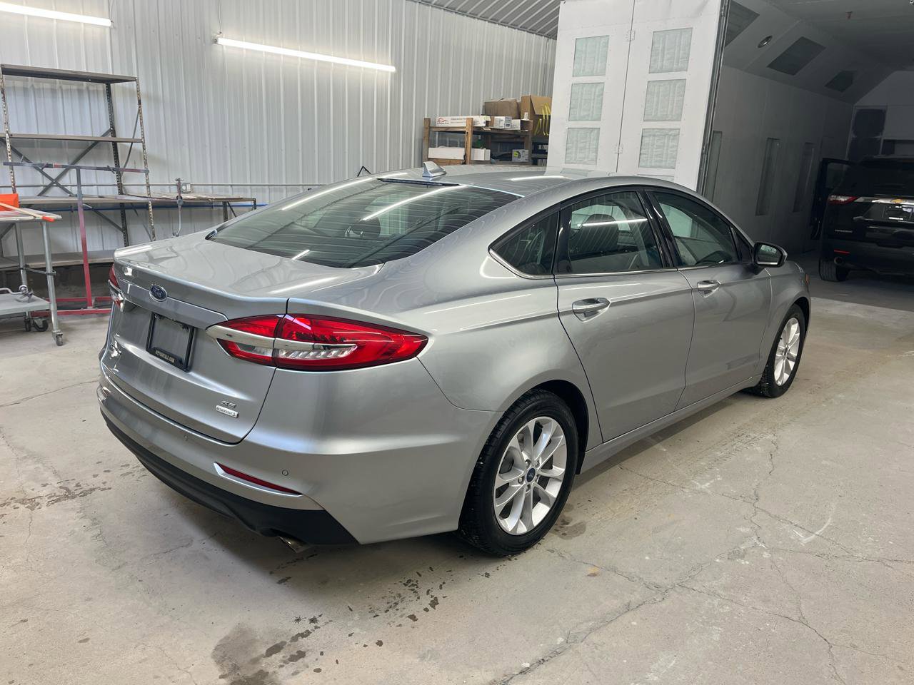 Used 2020 Ford Fusion SE image 5