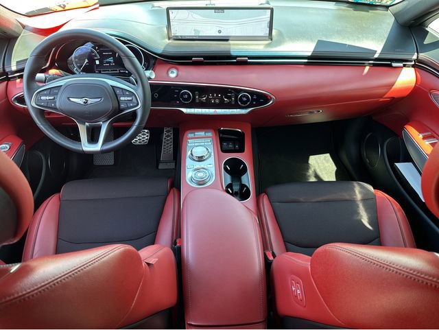 Used 2023 Genesis GV70 2.5T w/ Sport Prestige Package AWD/4WD image 14