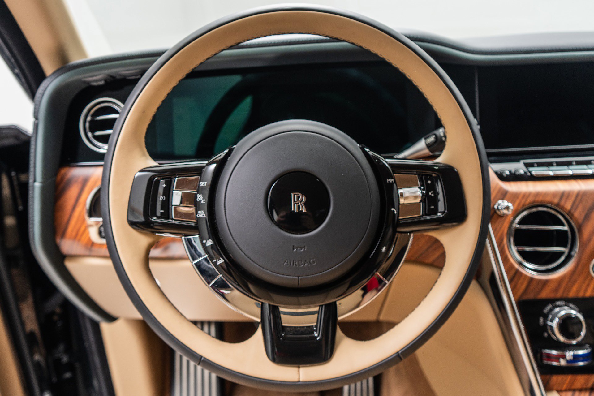 Used 2025 Rolls-Royce Cullinan -Series 2, Bespoke Audio, Star image 15
