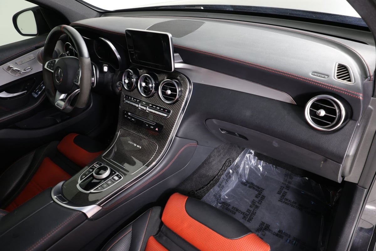 Used 2019 Mercedes-Benz GLC 63 AMG 4MATIC image 30