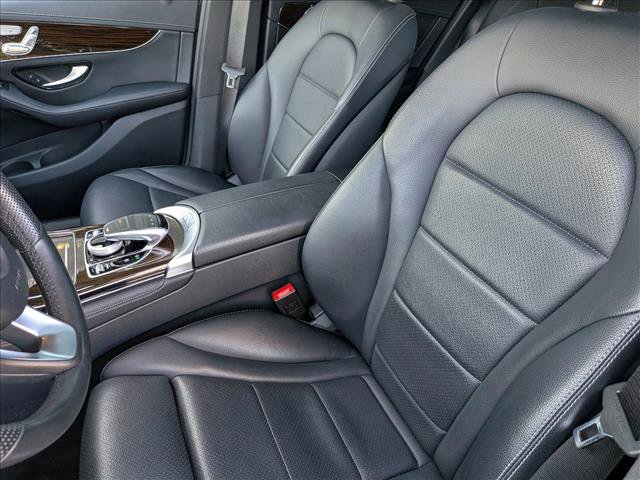 Used 2017 Mercedes-Benz GLC 300 4MATIC image 16
