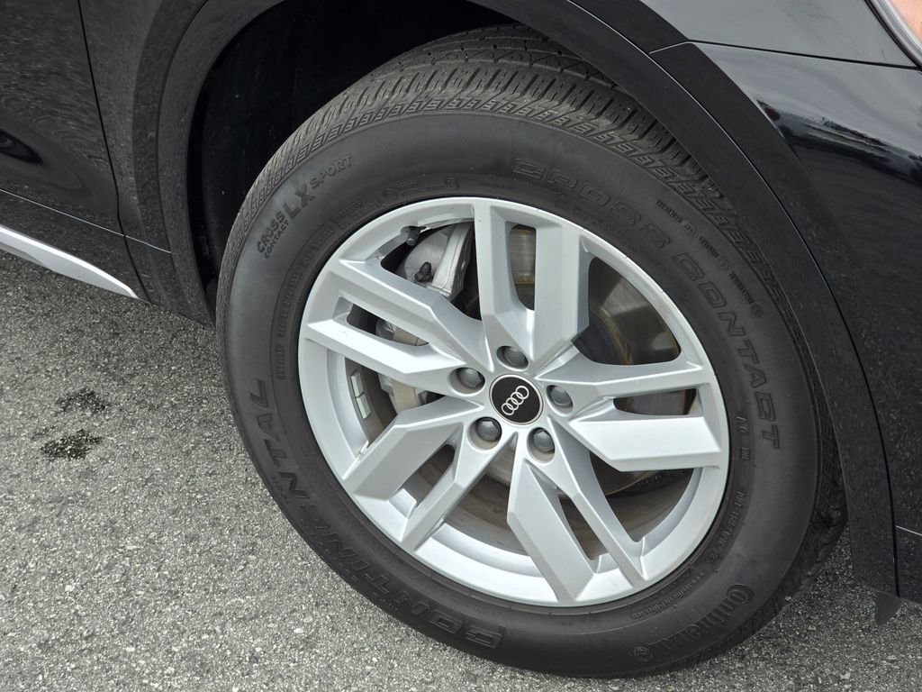 Used 2023 Audi Q5 2.0T Premium w/ Convenience Package image 27