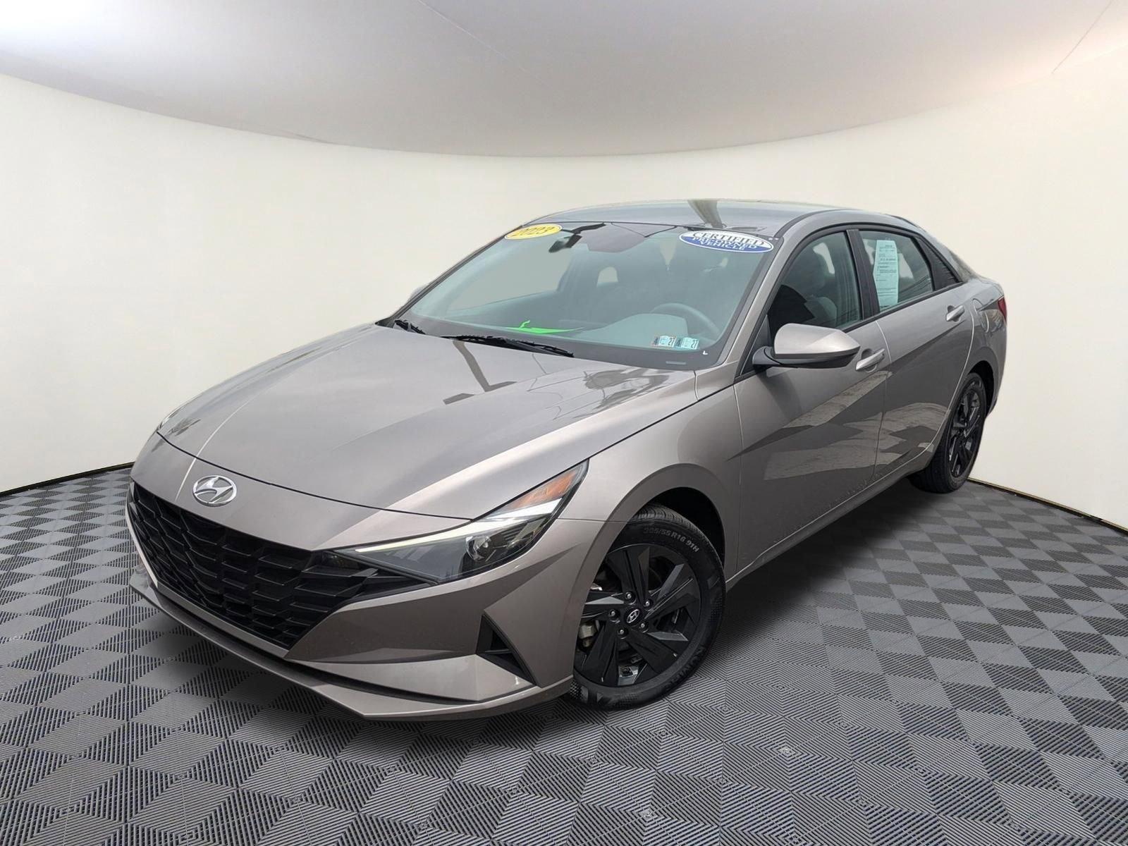 Certified 2023 Hyundai Elantra SEL FWD image 1