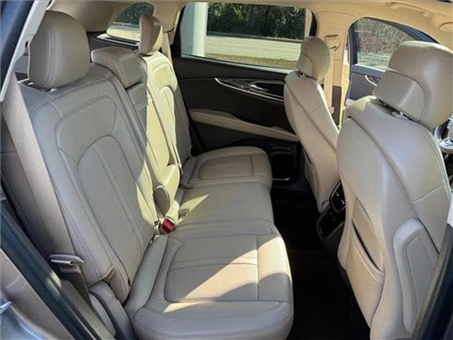 Used 2021 Lincoln Nautilus Reserve w/ Equipment Group 201A image 31