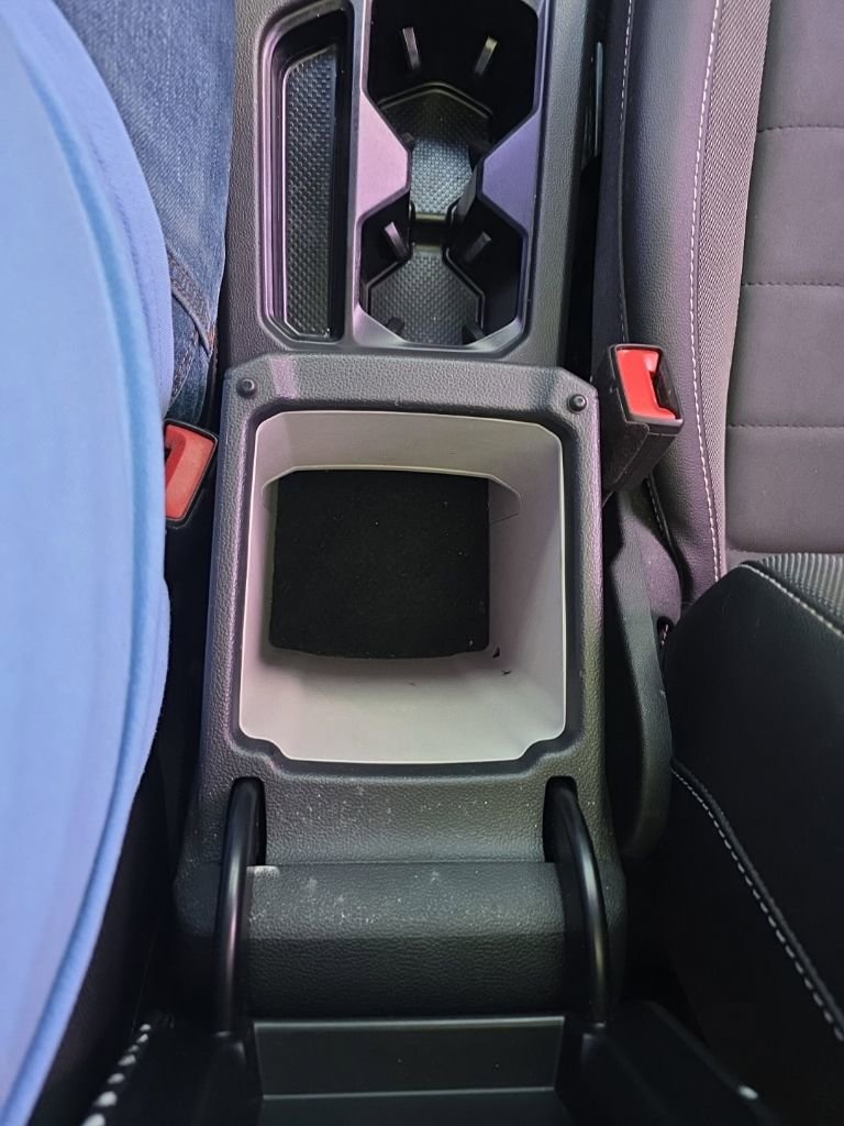 Used 2022 Volkswagen Taos SE w/ Panoramic Sunroof Package image 24