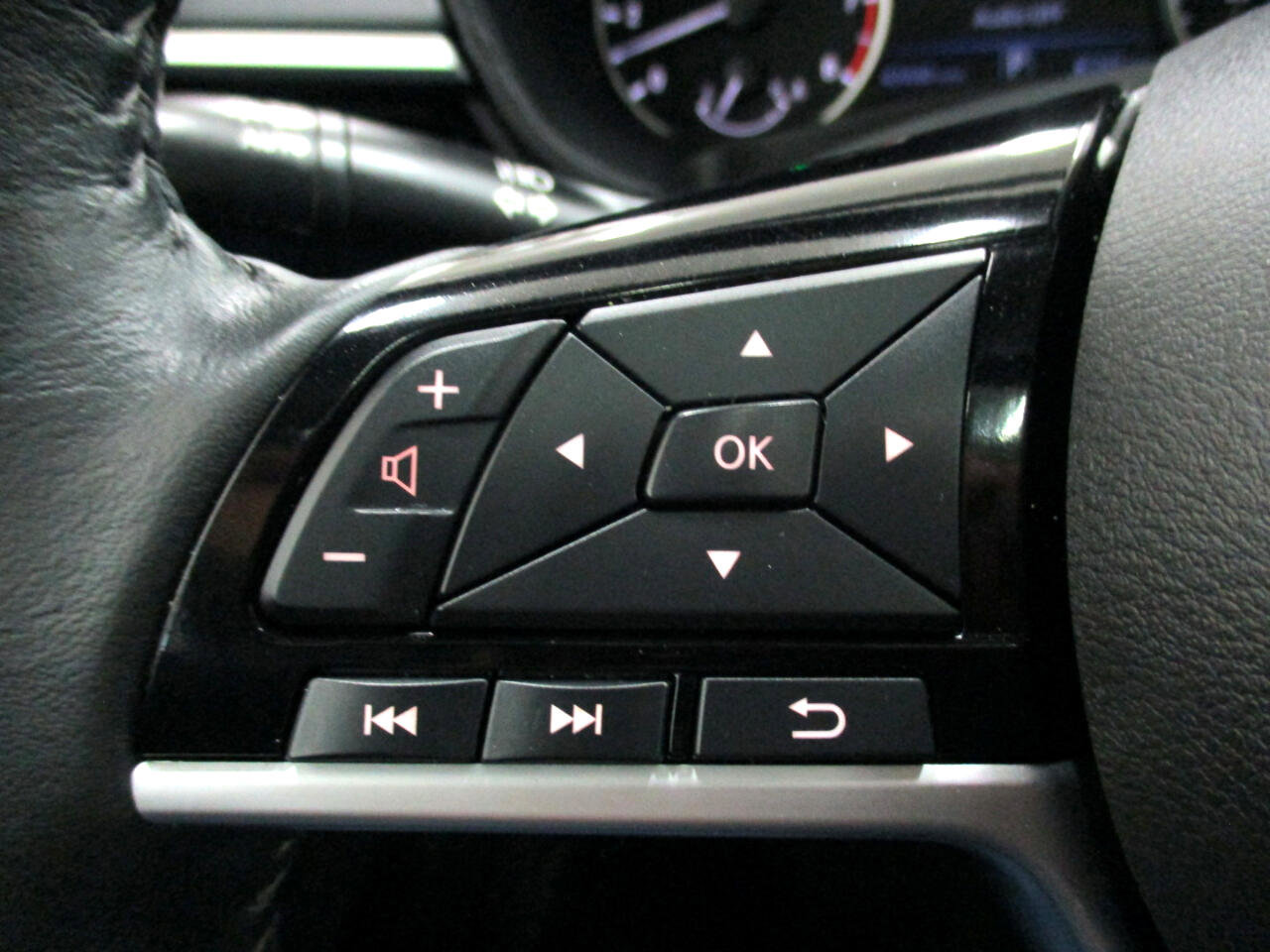 Used 2022 Nissan Altima 2.5 SV w/ SV Premium Package image 24